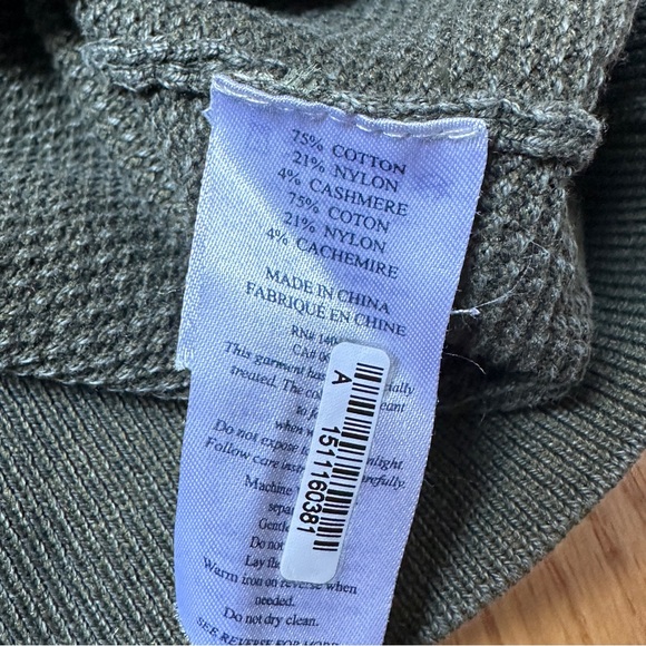 Faherty Men’s Large Olive Cotton Cashmere blend Sunwashed Crewneck Sweater - Picture 5 of 7